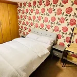 Watan Cottage - Spacious 3 Bedrooms Entire House With Beautiful Outdoor Garden