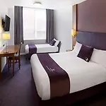 Premier Inn Manchester Trafford Centre South