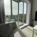 Balcony Apartment - Views Of Etihad Stadium - Near Coop Live Arena - Free Parking