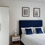 Luxury Apartment By Noire Property