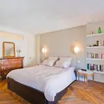 Spaces 2 Bed & 2 Bath Apartment, In Old Trafford! Ua92, Football Stadium, Cricket Stadium, Retail Park