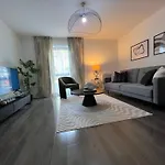 Stunning City Centre Home From Home + Free Parking