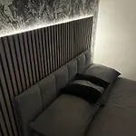 Hills View Apartments