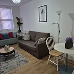 Affordably Elegant Apartments Close To Coop Live, Etihad Stadium And Manchester City Centre