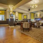 Fairway Inn