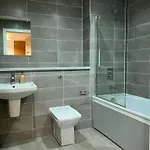 Luxury Salford Quays Apartment