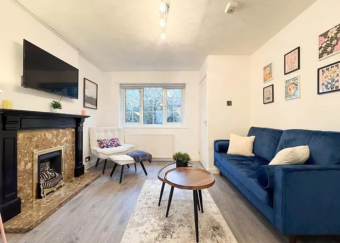 Cozy 2 Bed - Free Parking, Great Location By Vista Stays Short Lets Manchester