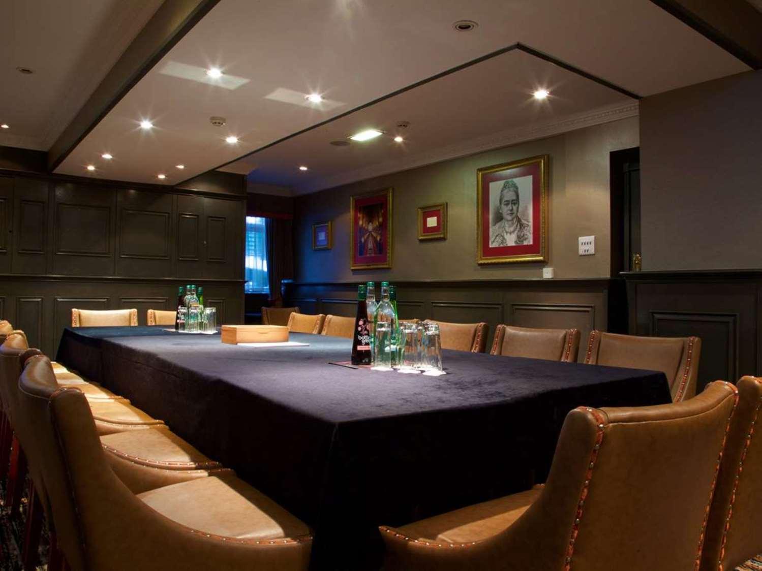 Hotel South