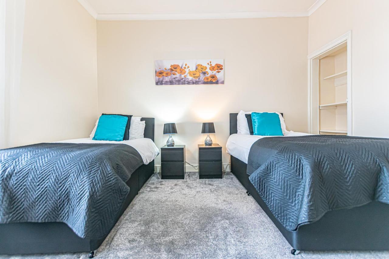 Holiday home Briscoe Serviced