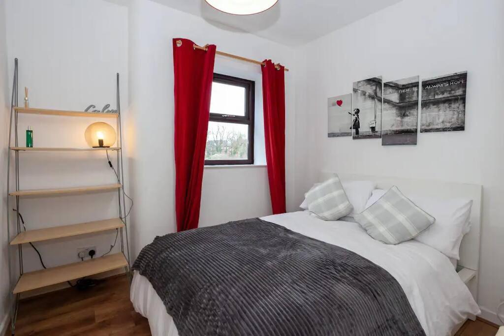 Appartement Lovely 2 Bedroom Flat 5 Min To Centre With Parking Manchester