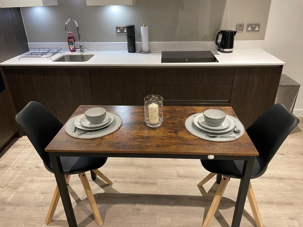 Centre Stylish Apartment *