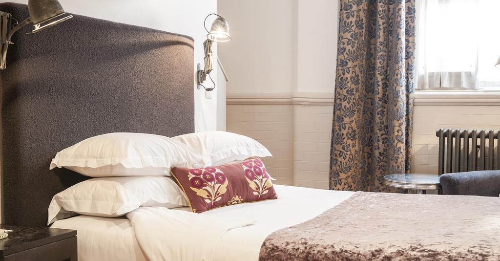 Great John Street 4*