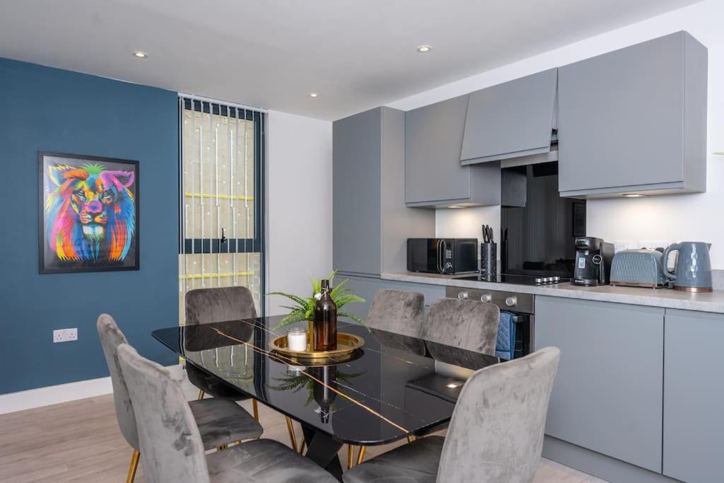 Stunning Brand New 3 Bed By Valore Services Appartement Manchester