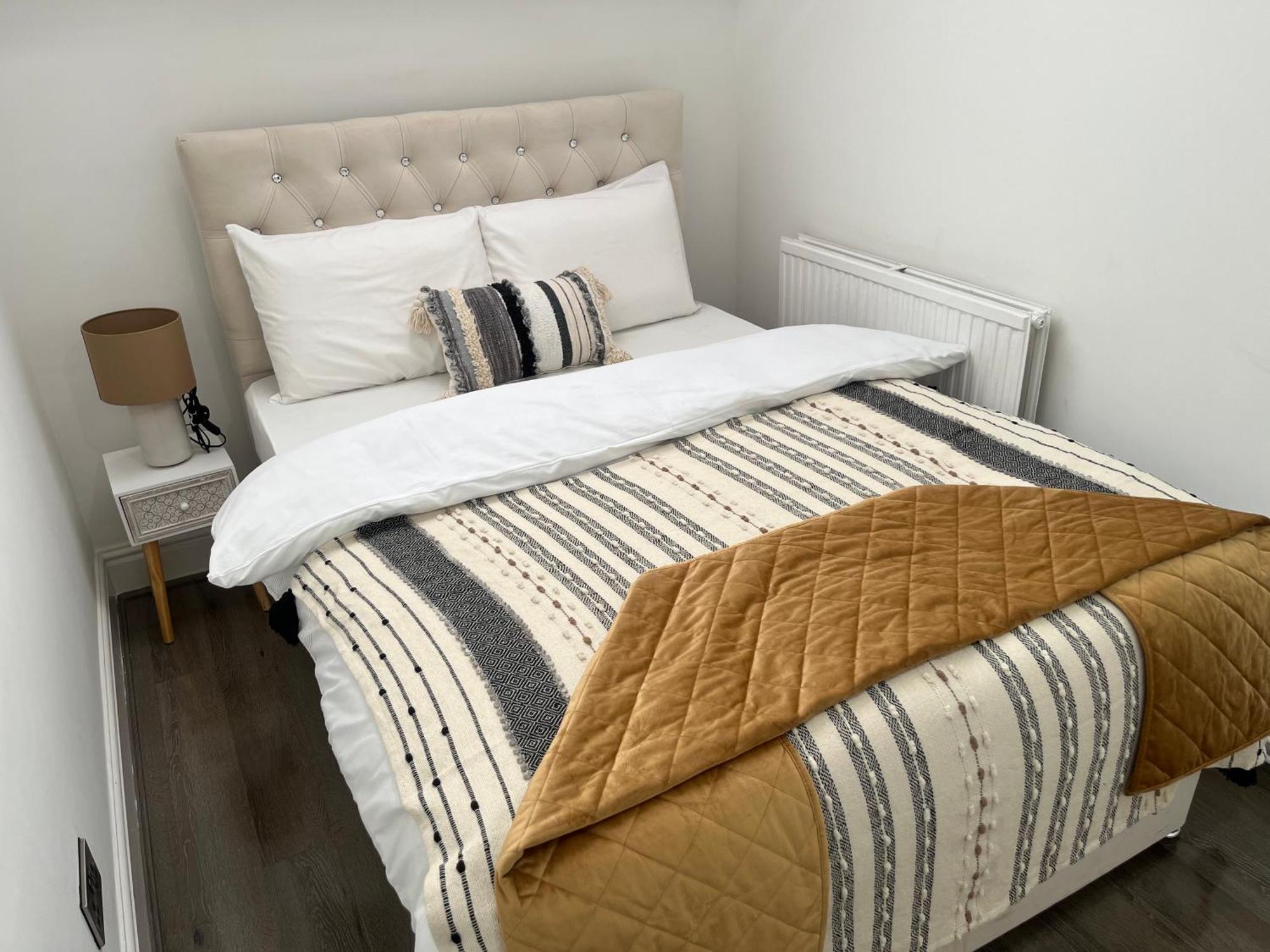 Charming 1 Bedroom In The Heart Of Close To Centre And Etihad Stadium Manchester