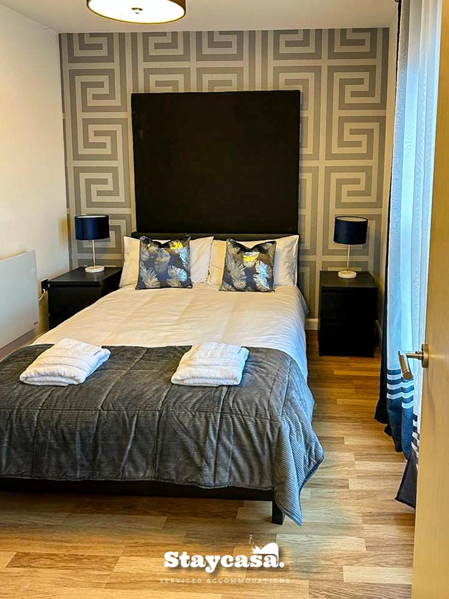 Twilight Luxury Duplex Amazing View With Parking Manchester