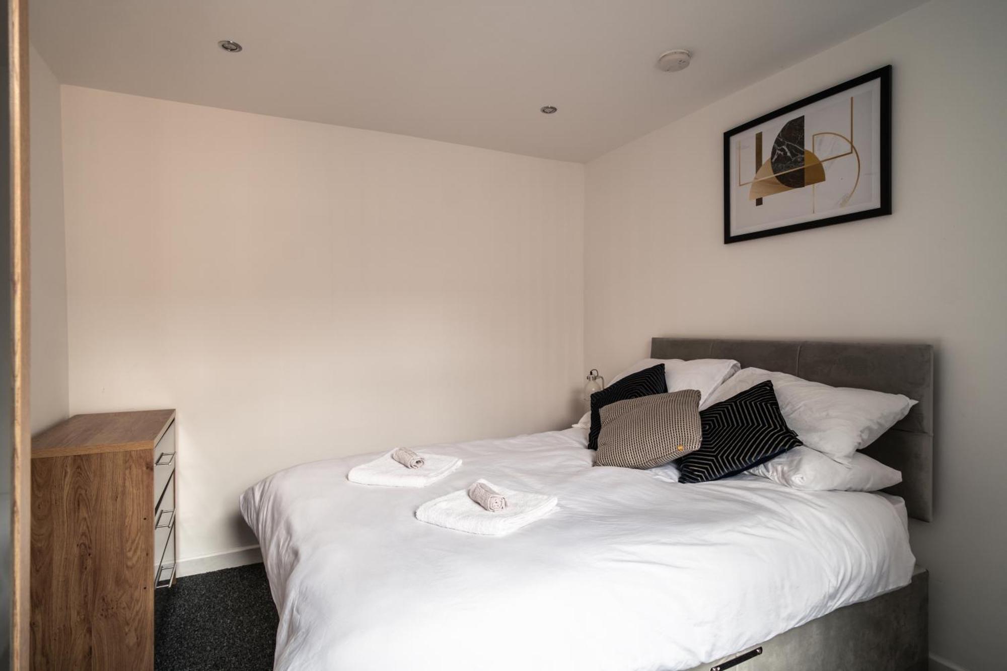 Harmony House: Shared Spaces 3 Homestay Manchester
