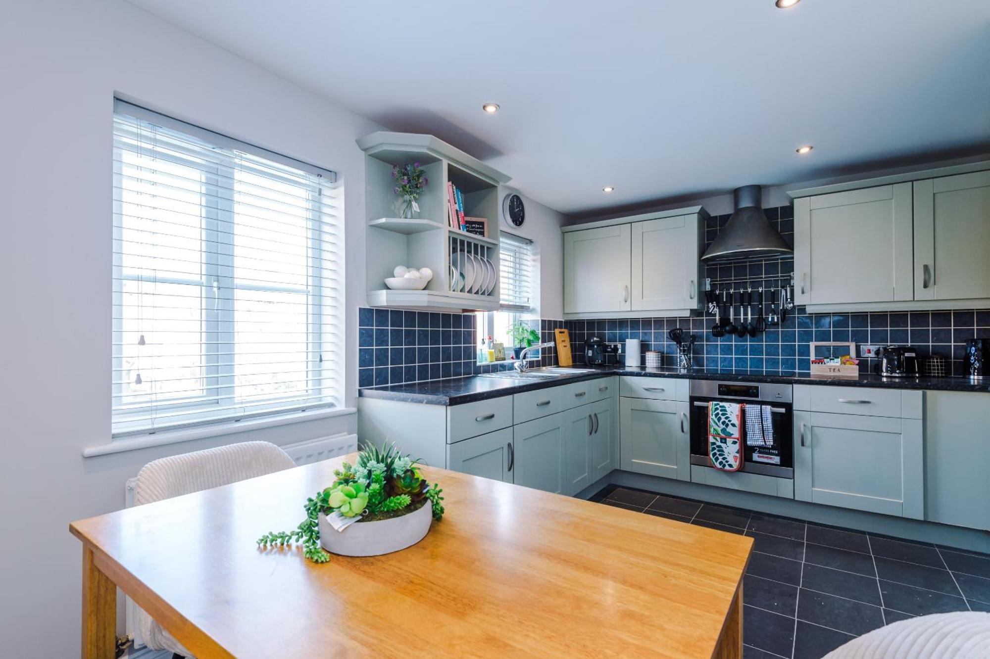 Cravenwood House Apartment *