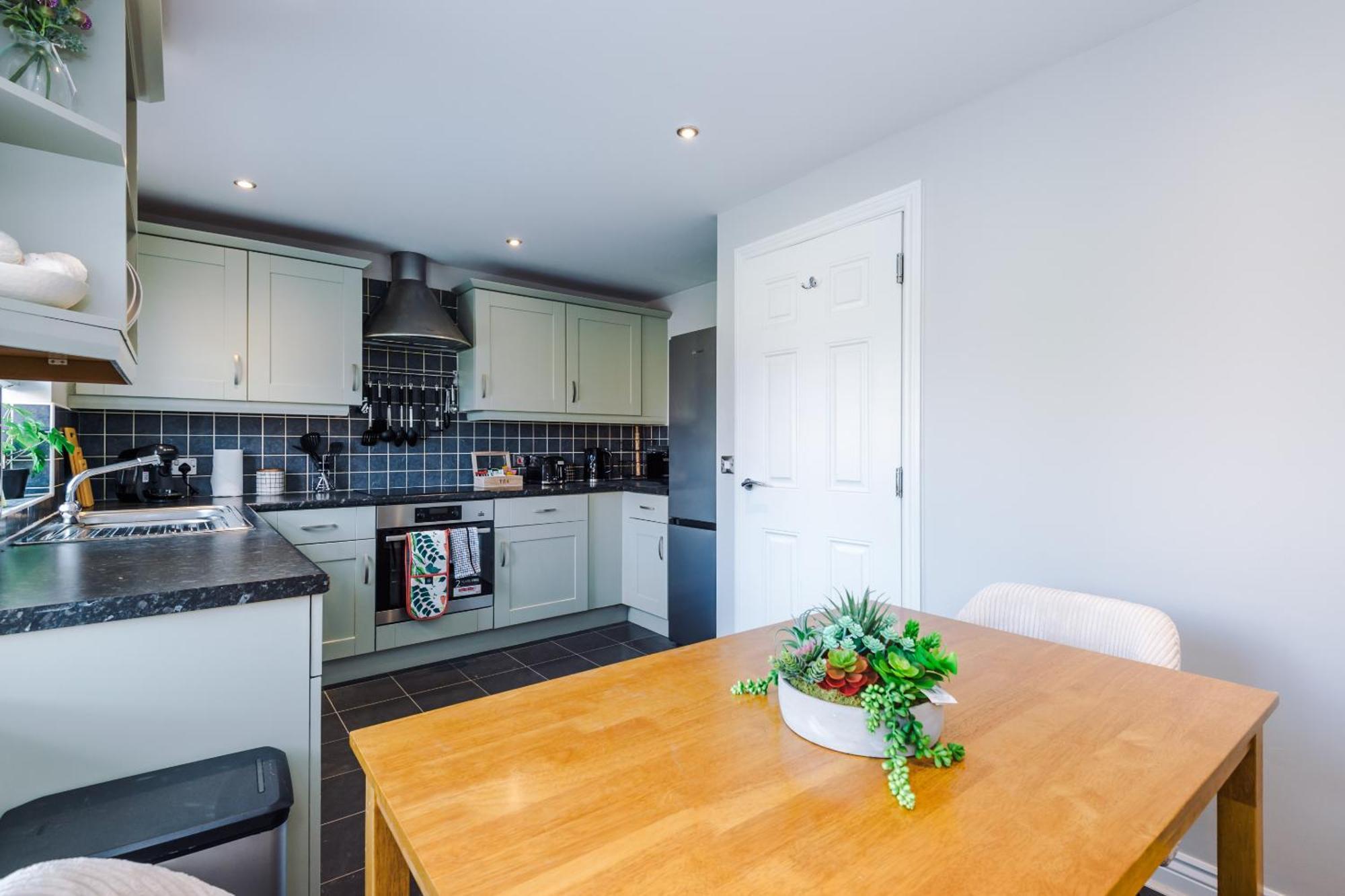 Cravenwood House Apartment