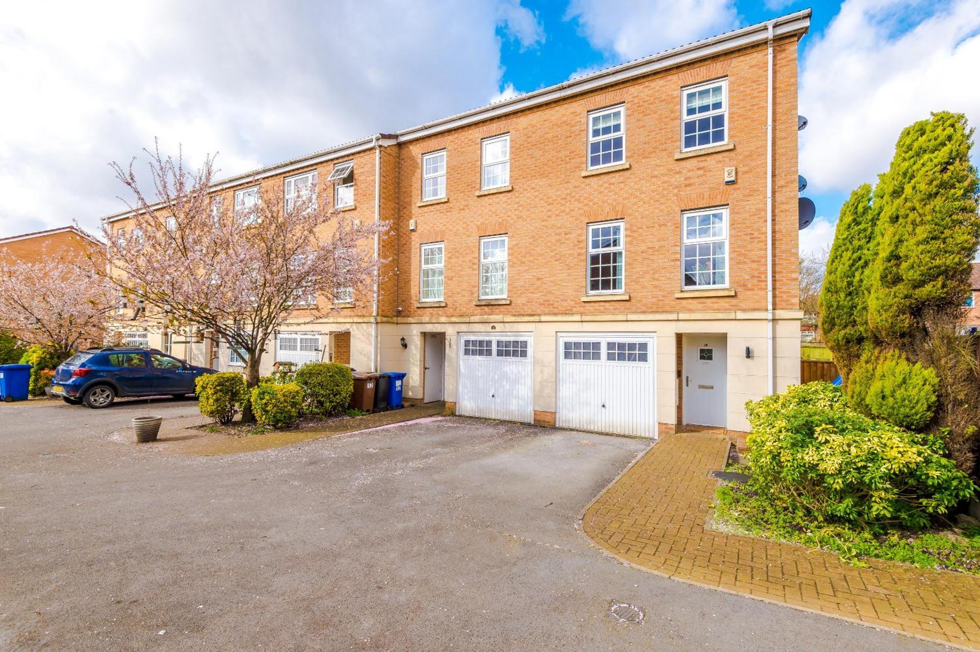 Cravenwood House Apartment