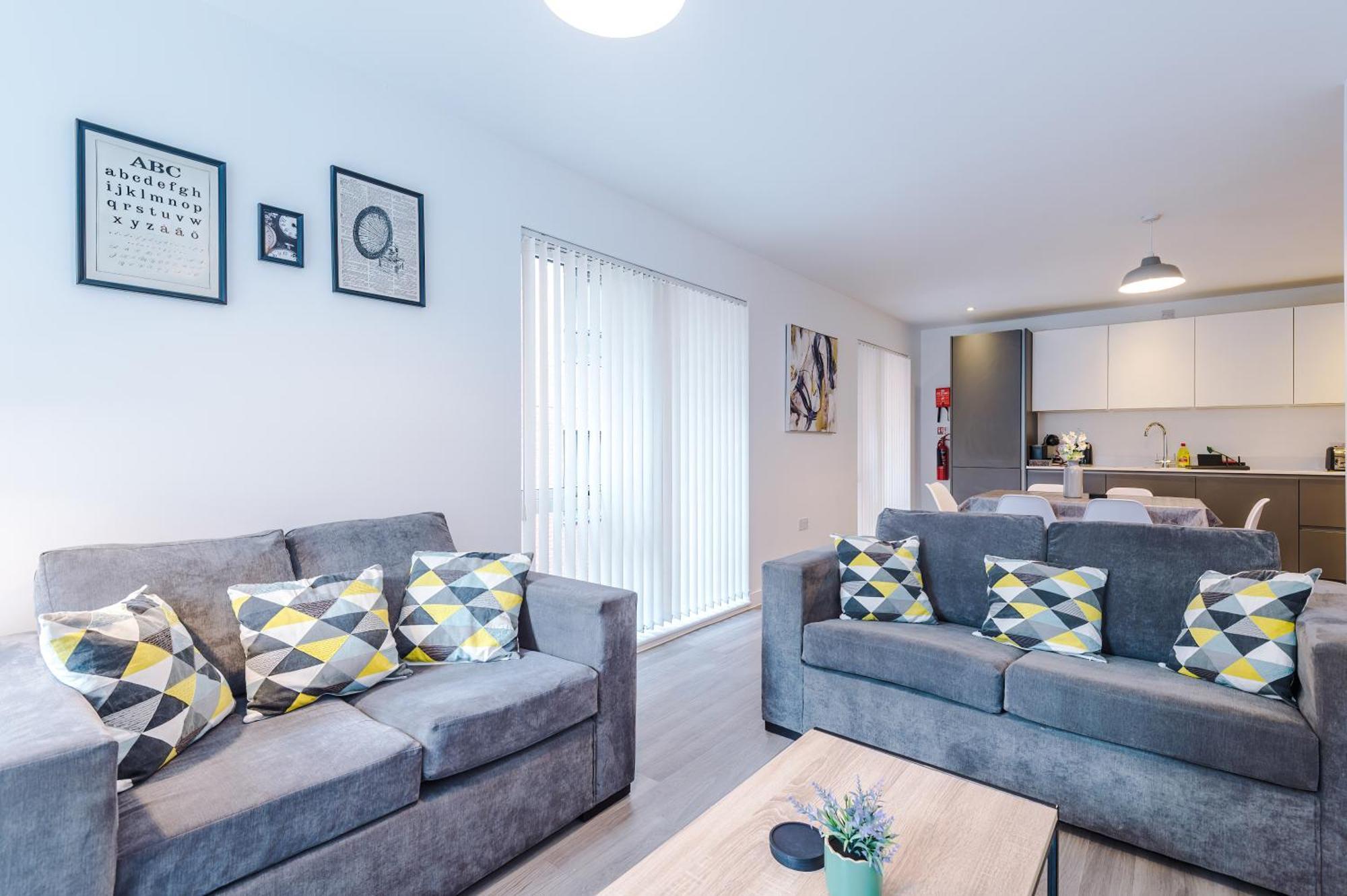 Hilltop Serviced Apartments- Northern Quarter Apartment *
