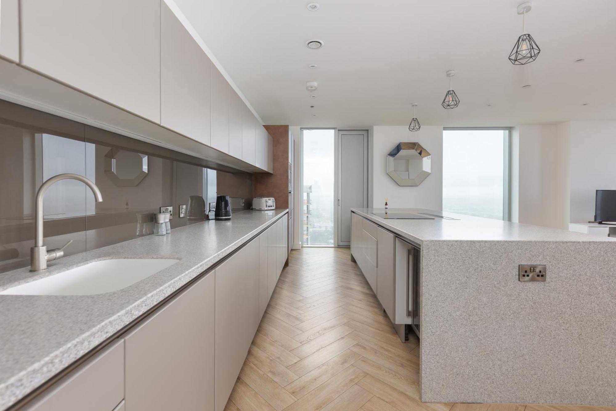 Greengate Apartment *