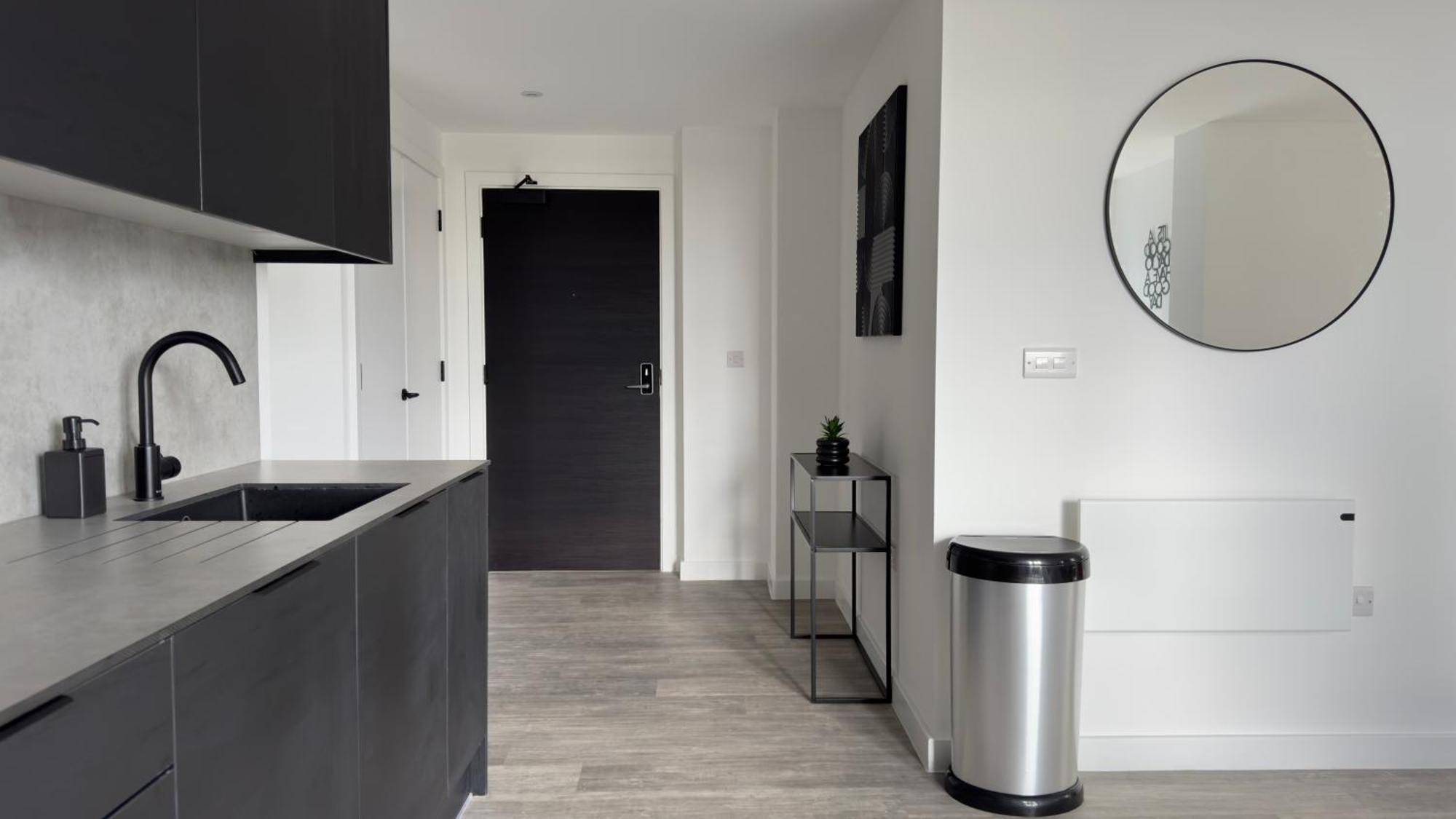 Luxury By Noire Apartment