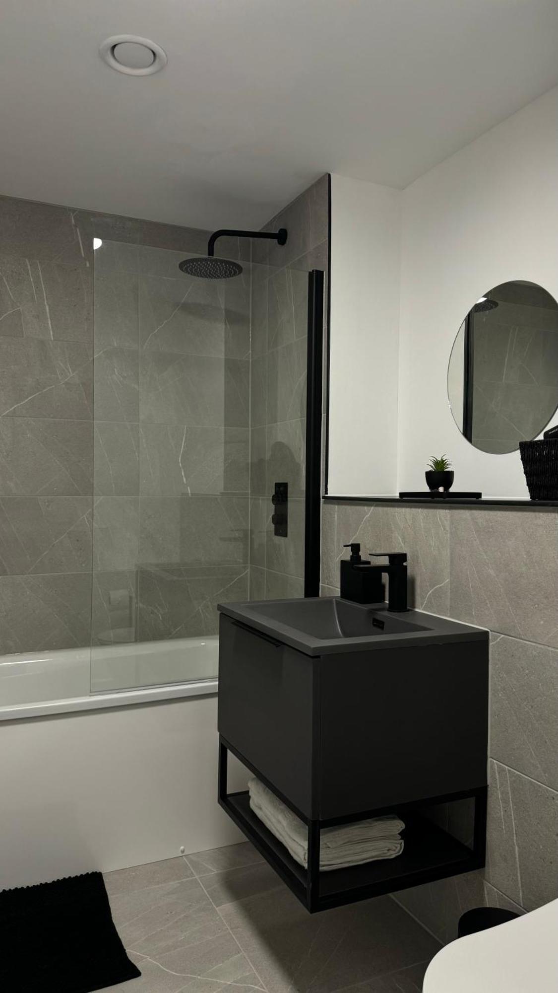 Luxury By Noire Manchester