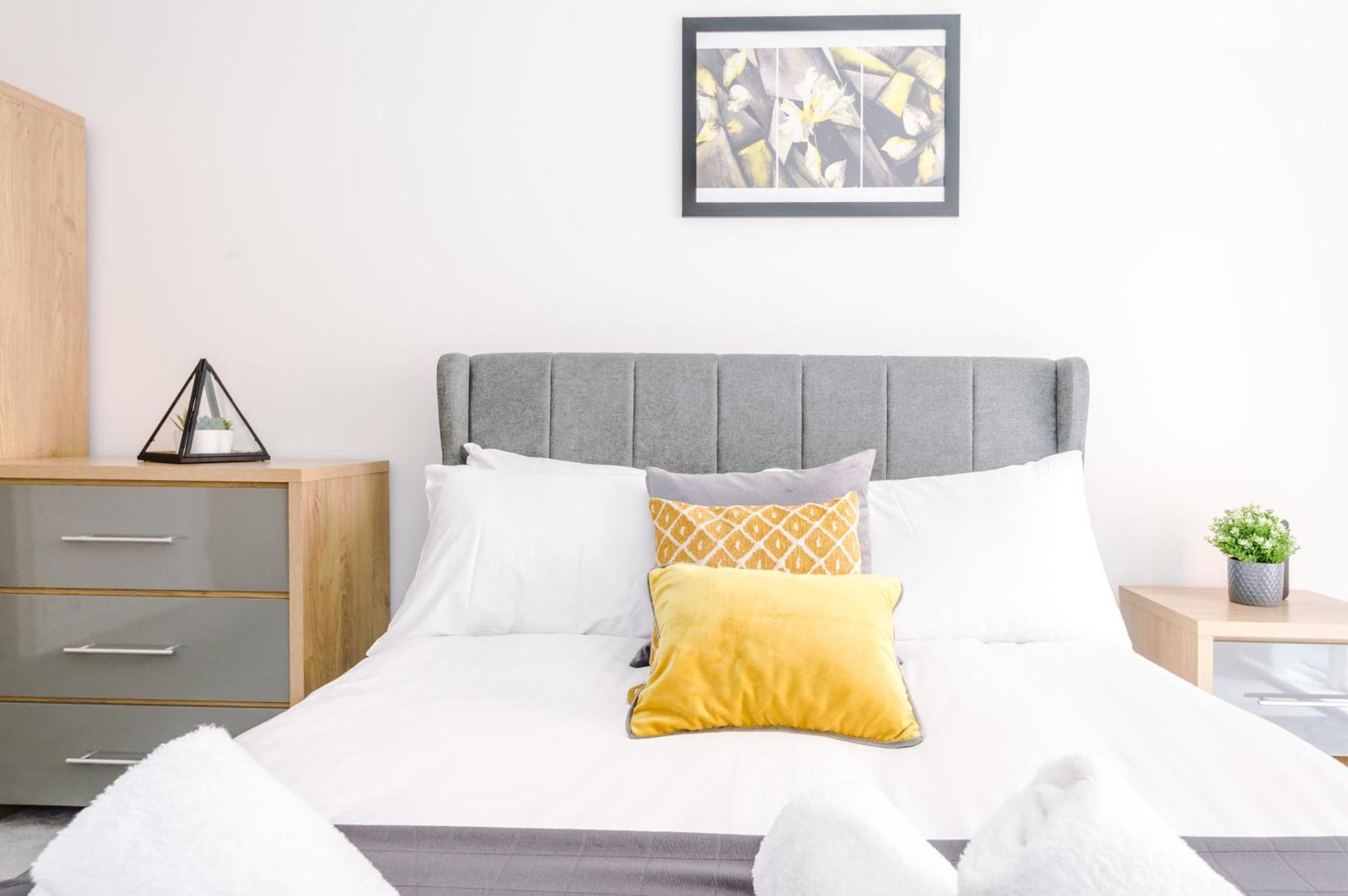 Hilltop Serviced Apartments- Northern Quarter Apartment *