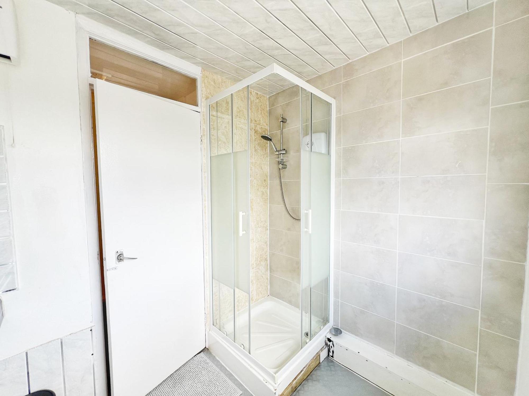 Rusholme - Sleeps 4 *