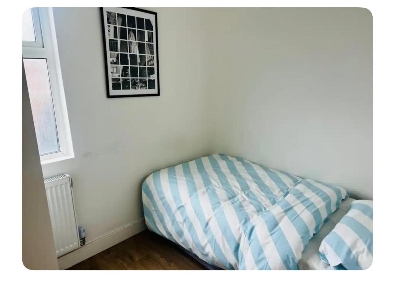 Single In Guest house Manchester
