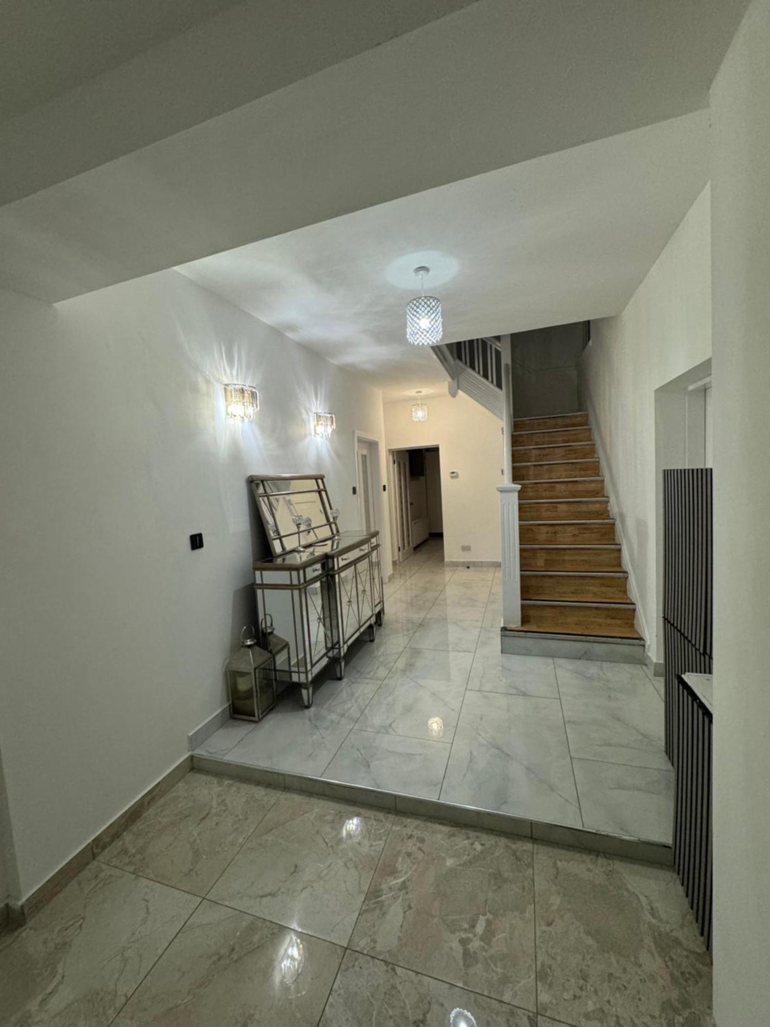 Elegant Estates Humble Abode 4 Accommodatie bij particulieren Manchester