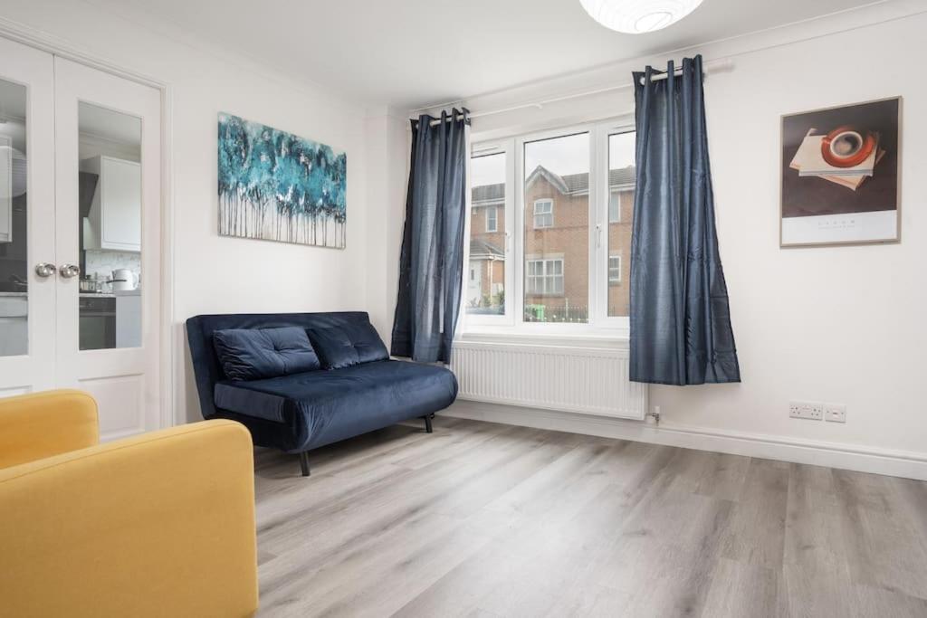 Cozy 3br - Games - Sleeps 9 *