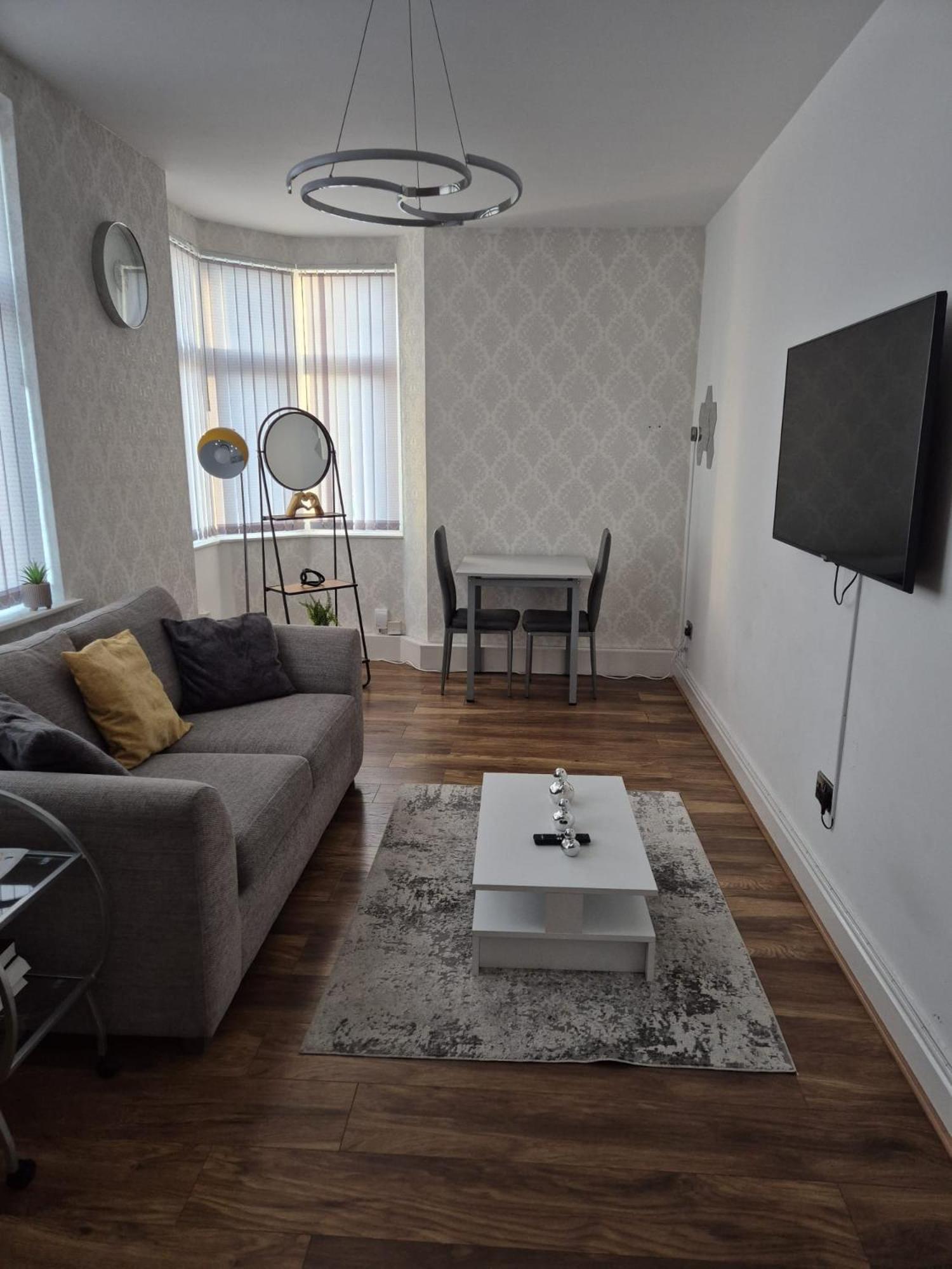Apartment Affordably Elegant Close To Coop Live, Etihad Stadium And Centre Manchester