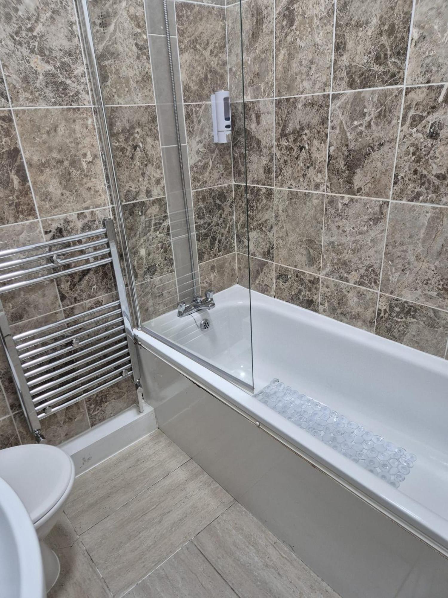 Apartment Affordably Elegant Close To Coop Live, Etihad Stadium And Centre Manchester