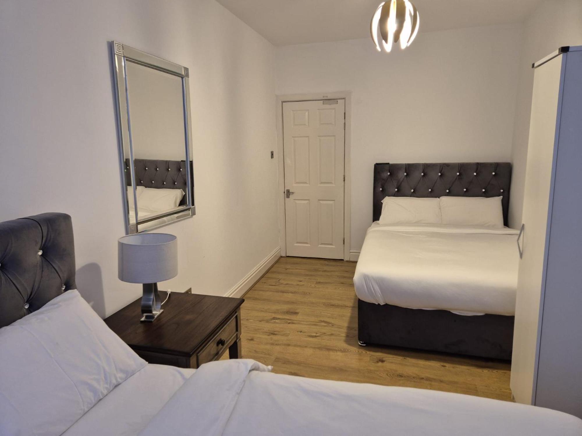 Affordably Elegant Close To Coop Live, Etihad Stadium And Centre Apartment *