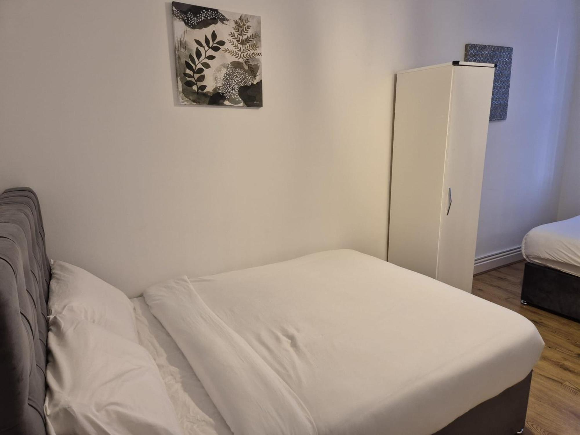 Affordably Elegant Close To Coop Live, Etihad Stadium And Centre Apartment