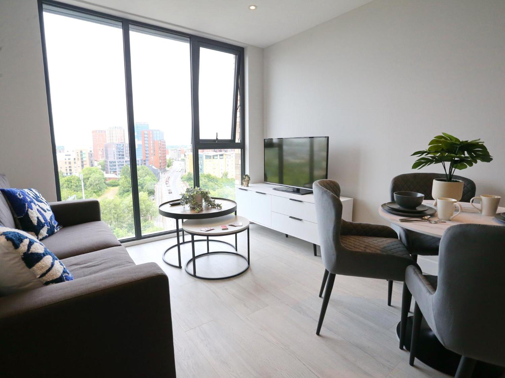 Apartment Pass The Keys 9th Floor Flat 24hr Shop At Base Pets Allowed
