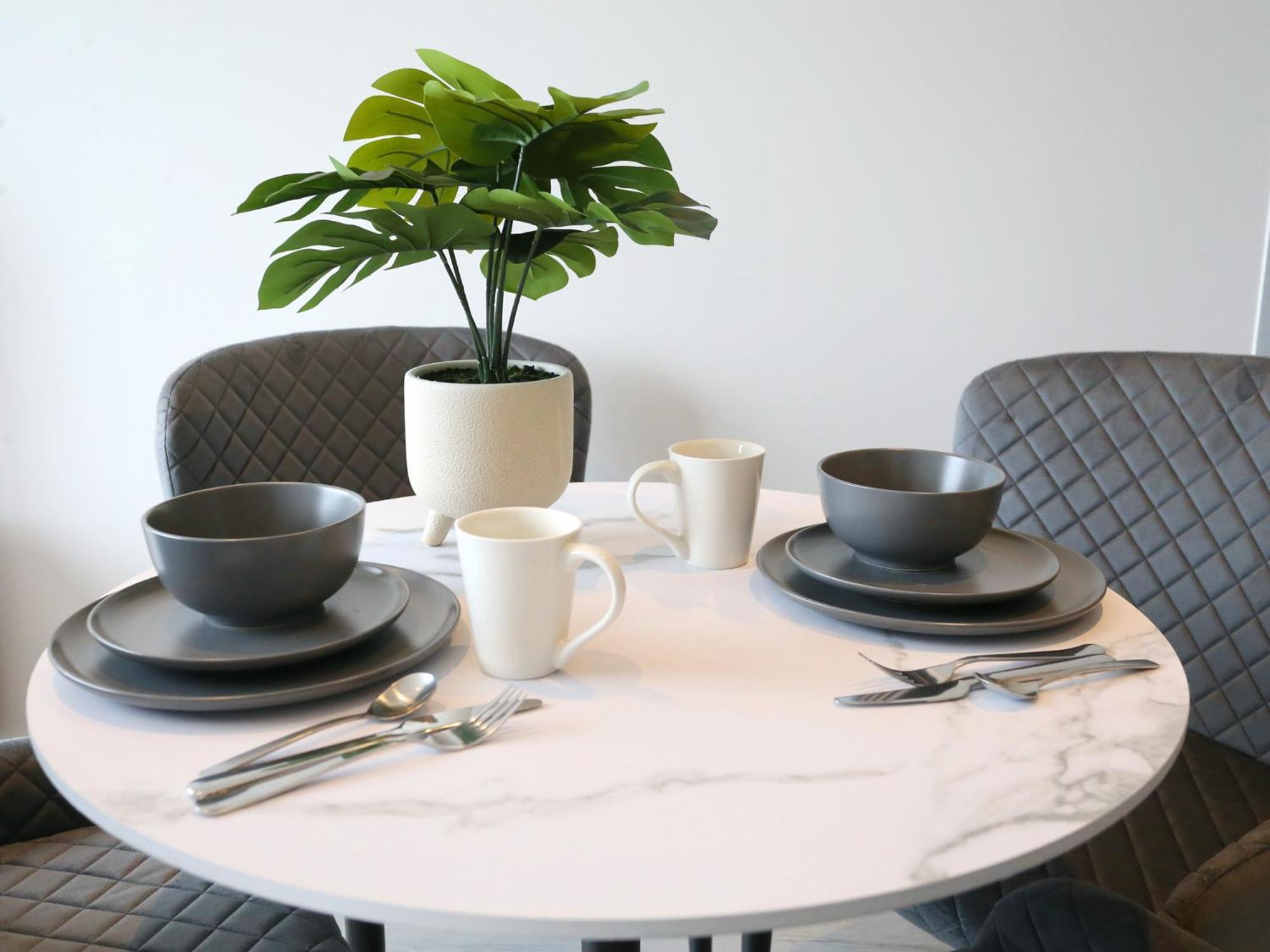 Apartment Pass The Keys 9th Floor Flat 24hr Shop At Base Pets Allowed