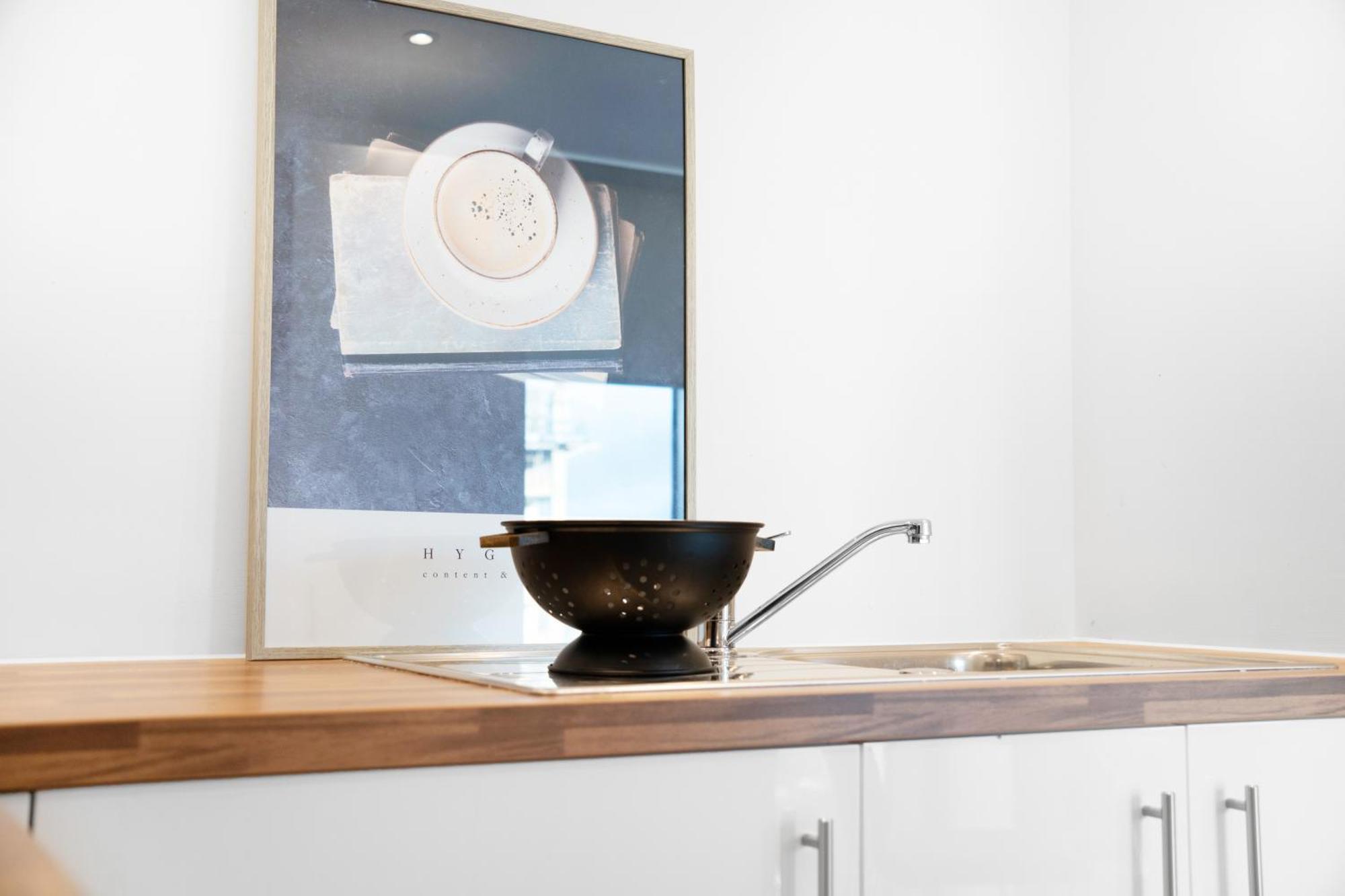 New! 2br In Media Apartment Manchester