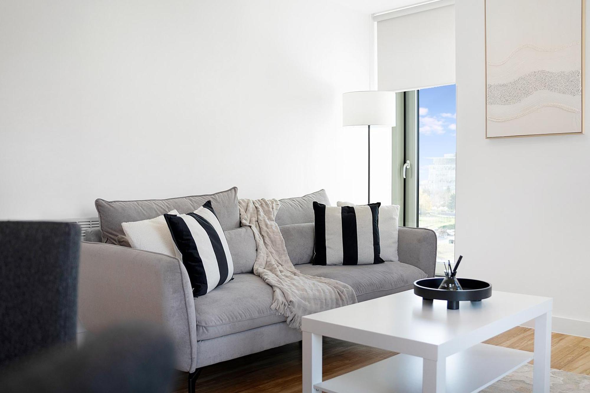 New! 2br In Media Apartment *