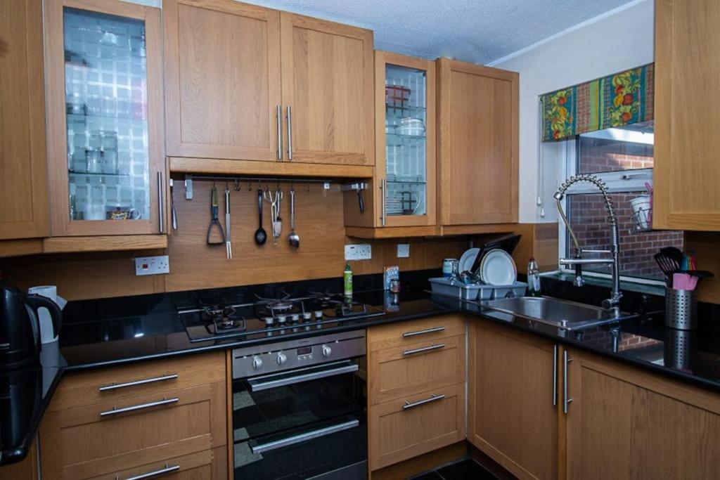 An Oasis Of Calm Next To M'cr Centre + Parking Holiday home *