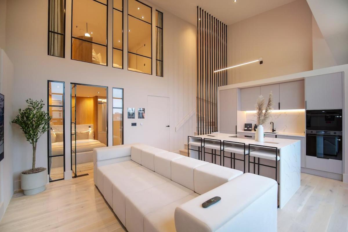 Ceramica By The Heim Residences *