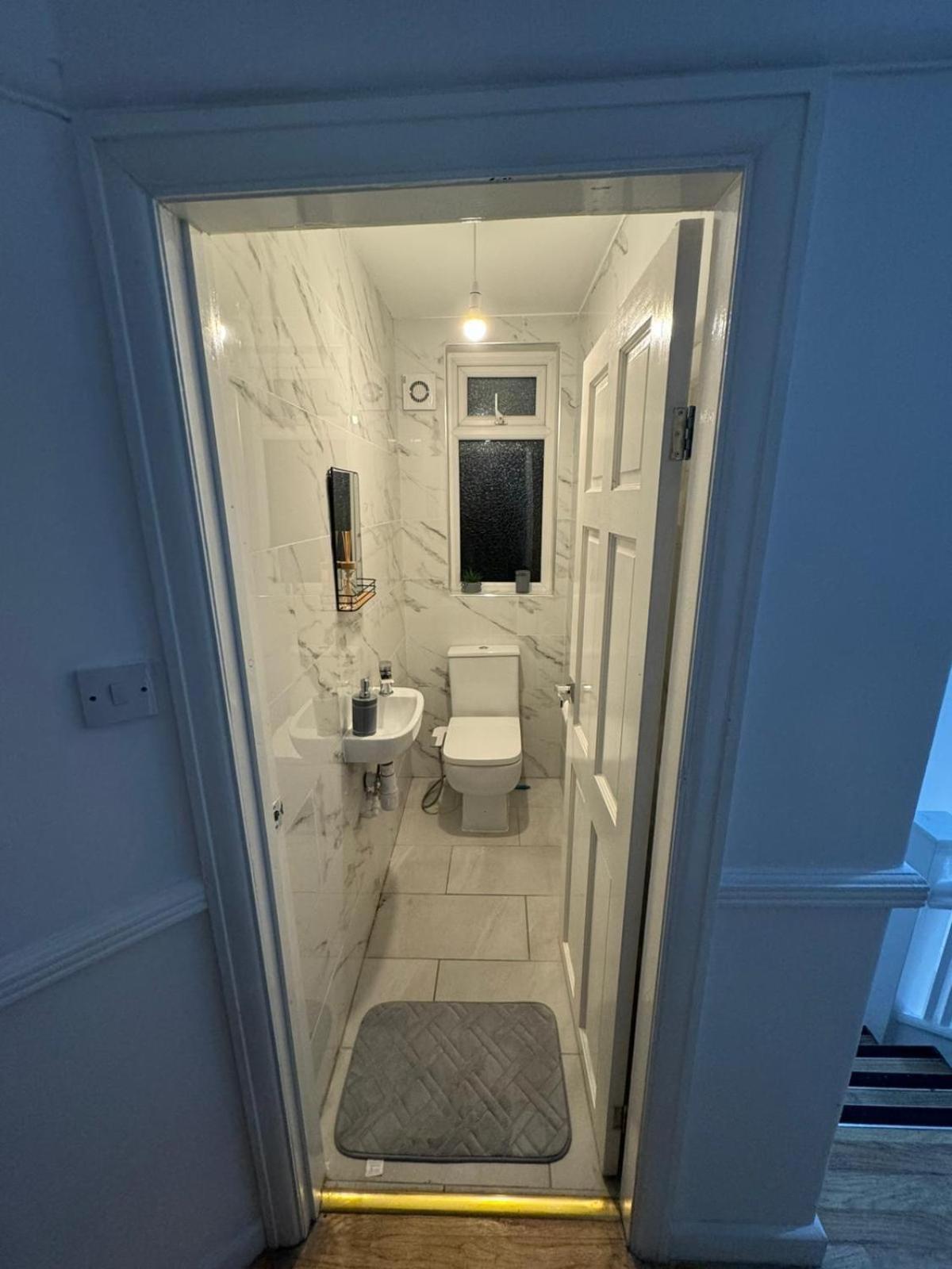 Elegant Estates Humble Abode 6 Homestay