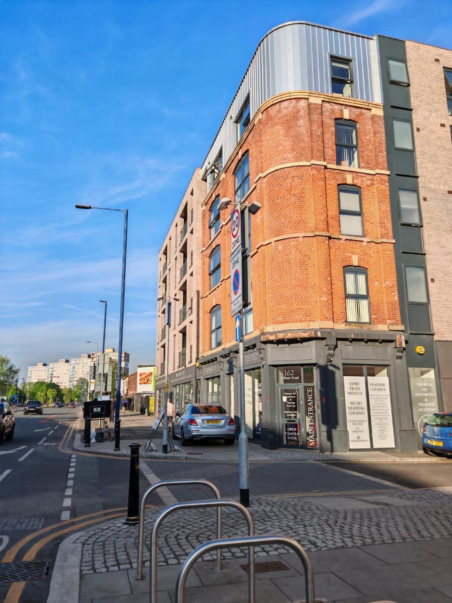 The Cosy Quarters - Popworks 1 Manchester