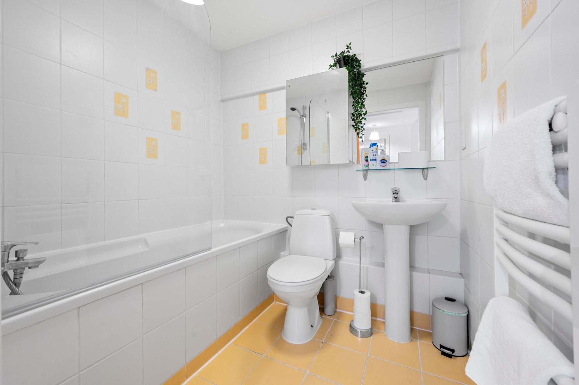 Sleeps 6 Superhost Manchester