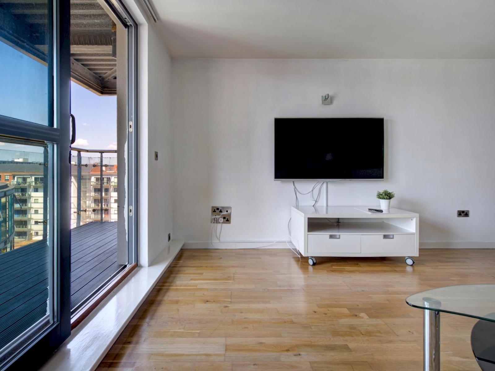 Pass The Keys Modern 2 Bed Centre Parking Manchester