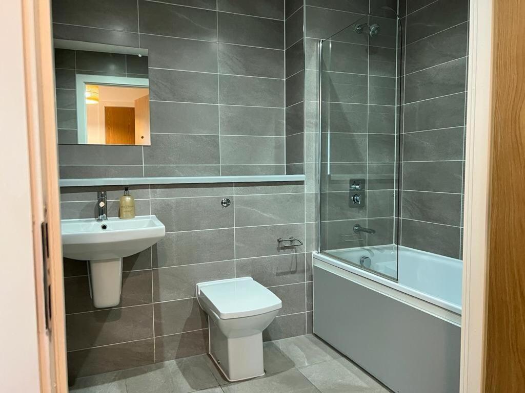 Luxury Salford Quays Apartment *