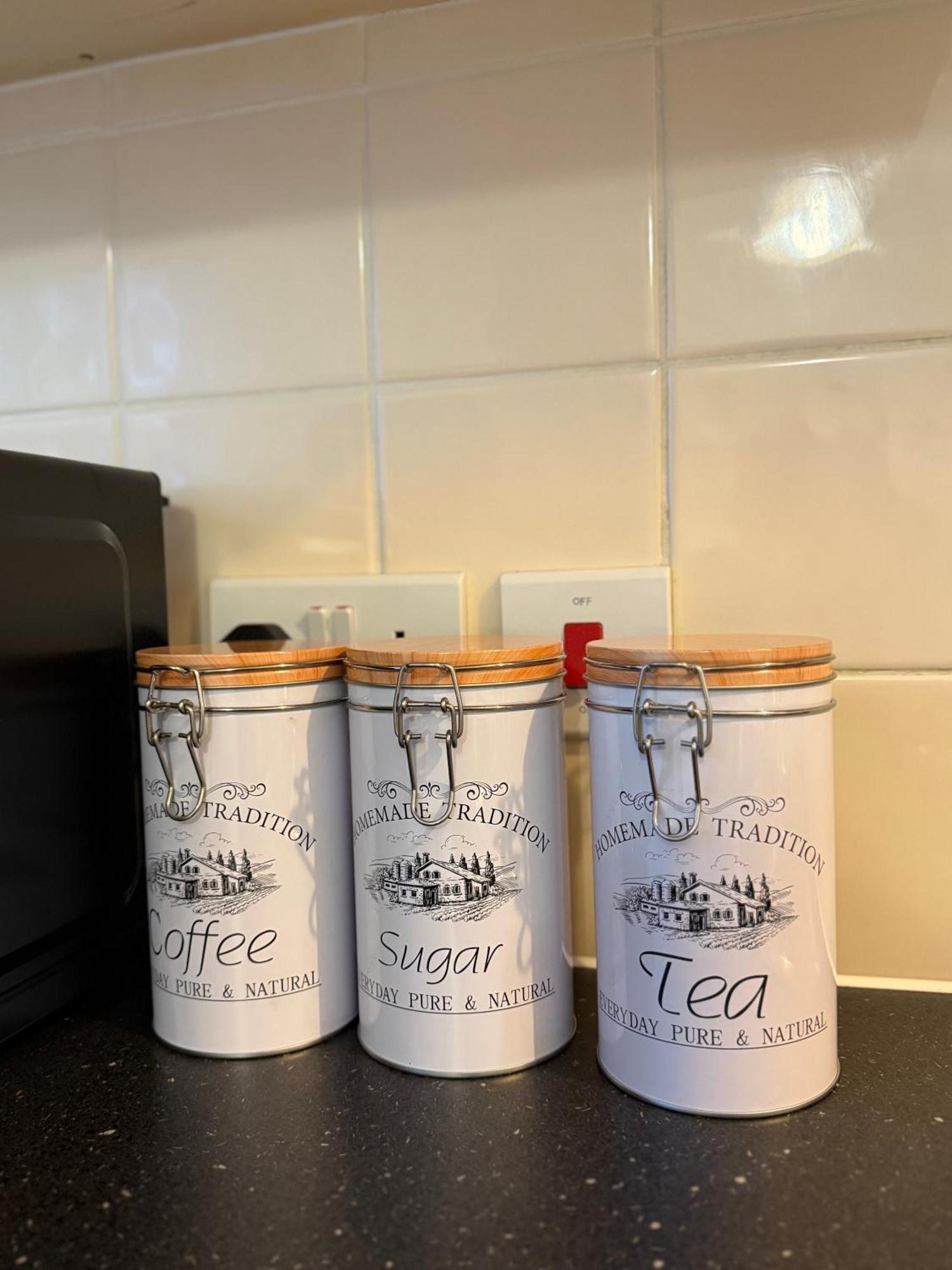 Zelena Luxurious Apartment, Private Parking, Fast Wi-fi, Self Check-in Anytime Perfect For Late Arrivals, 5 Minutes To Old Trafford Stadium Apartment *