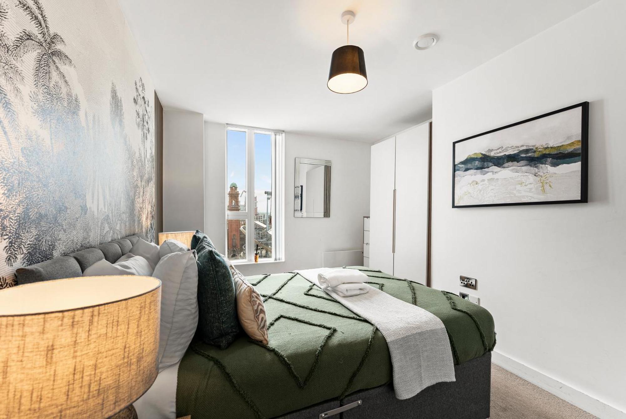 The Artist Abode In - Parking Apartment Manchester