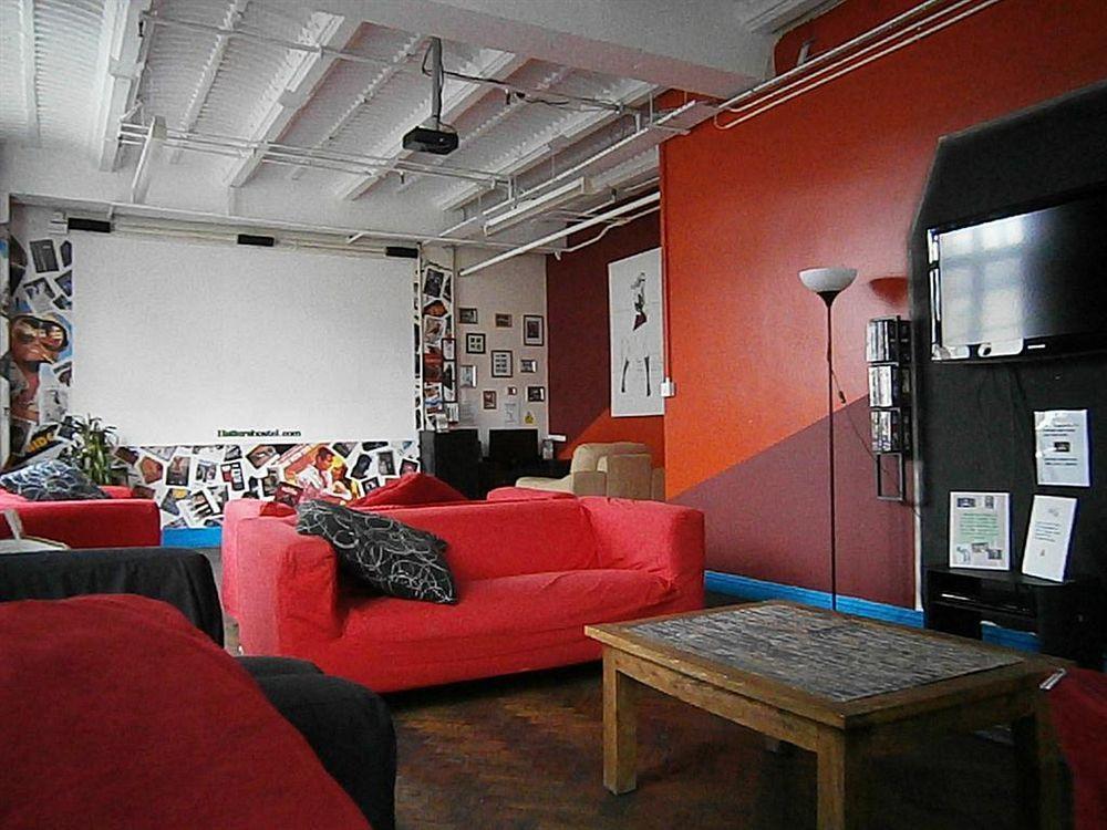 Hatters Hostel *